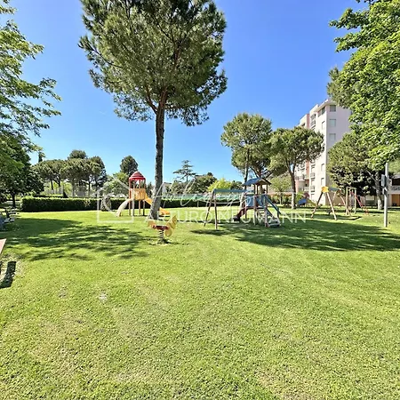 165 - Conero A Marcelli- Trilocale Al 3 Piano Con Ascensore, 2 Piscine, Parco Giochi E 2 Campi Da Tennis - Climatizzato, Al White Club Inclusa Fino Al 20-09 * Marcelli
